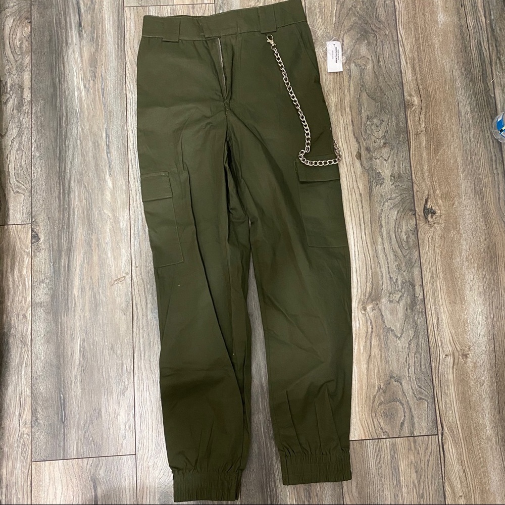 NWT Chain Cargo Jogger Pants